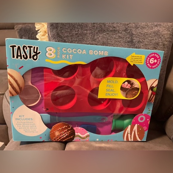 Tasty kits hot cocoa bomb kit - Picture 1 of 1